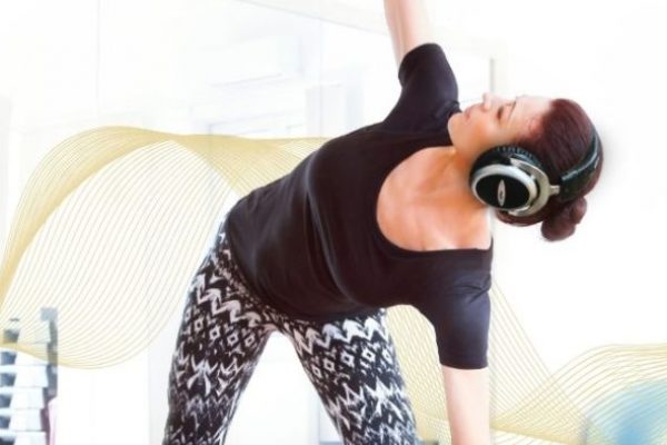 focus-women-yellowwave-e1697779989653-736x394