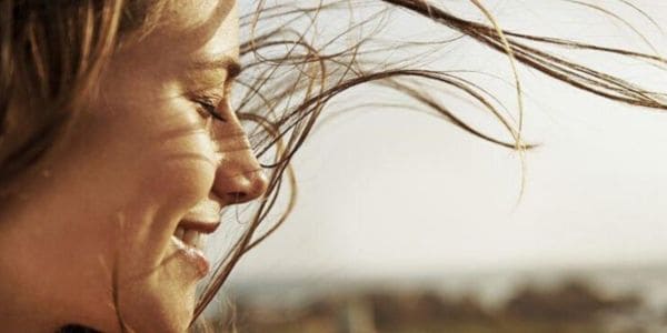 woman-closing-eye-600x300